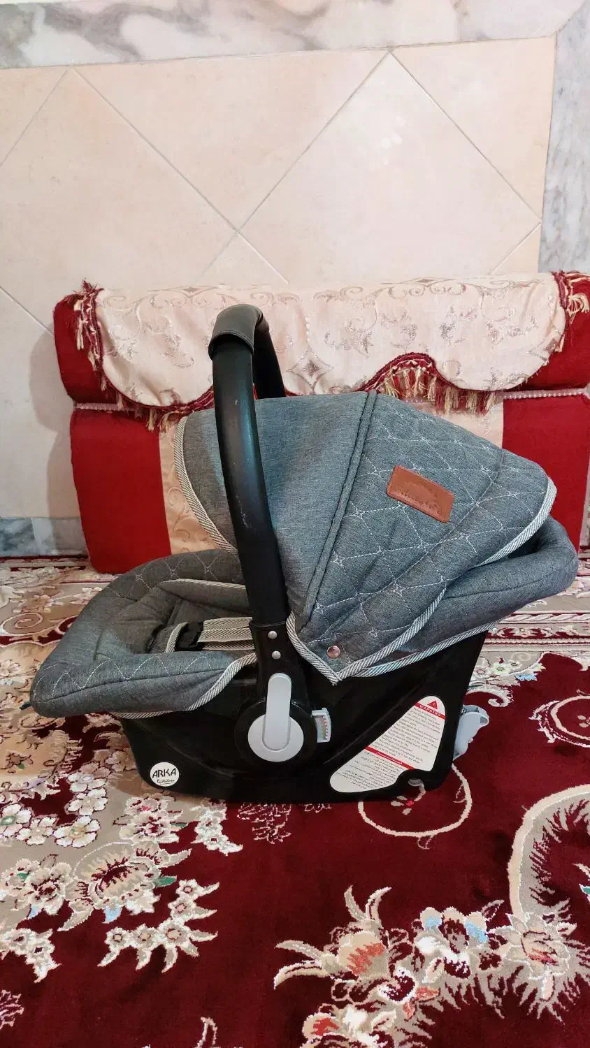 کریر بچه... و قفس قناری|اسباب و اثاث بچه|هرسین, |دیوار