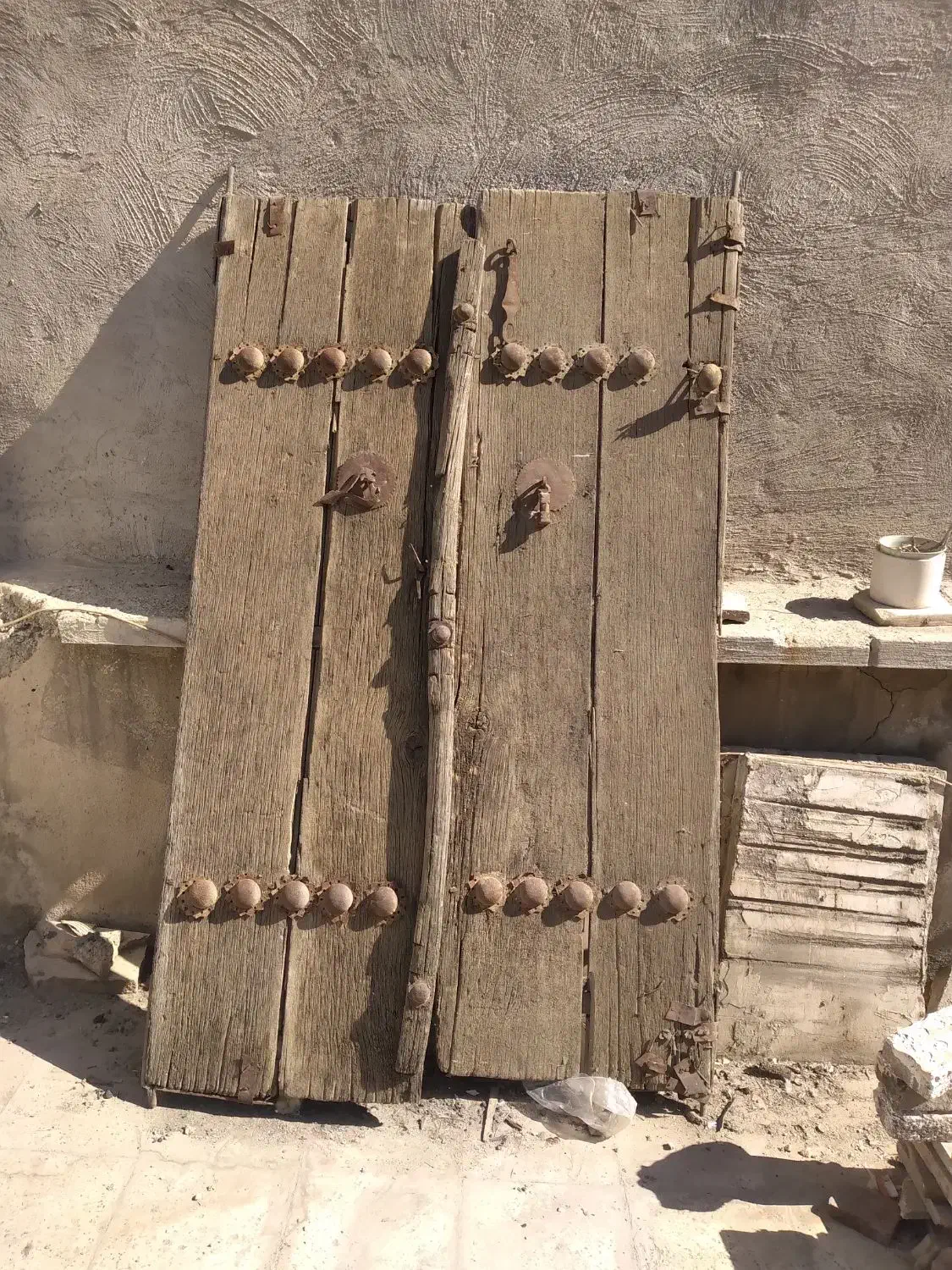 درب قدیمی|کلکسیون اشیاء عتیقه|تهران, شهید اسدی|دیوار