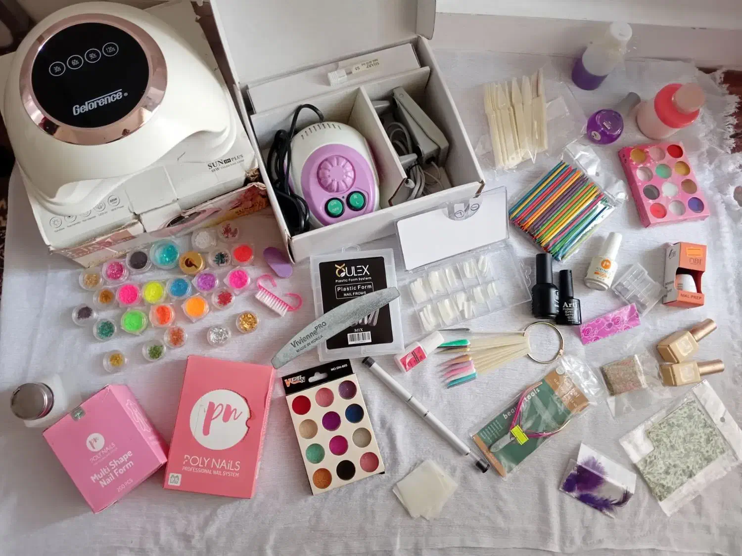 لوازم کاشت ناخن|آرایشی، بهداشتی، درمانی|ملارد, |دیوار