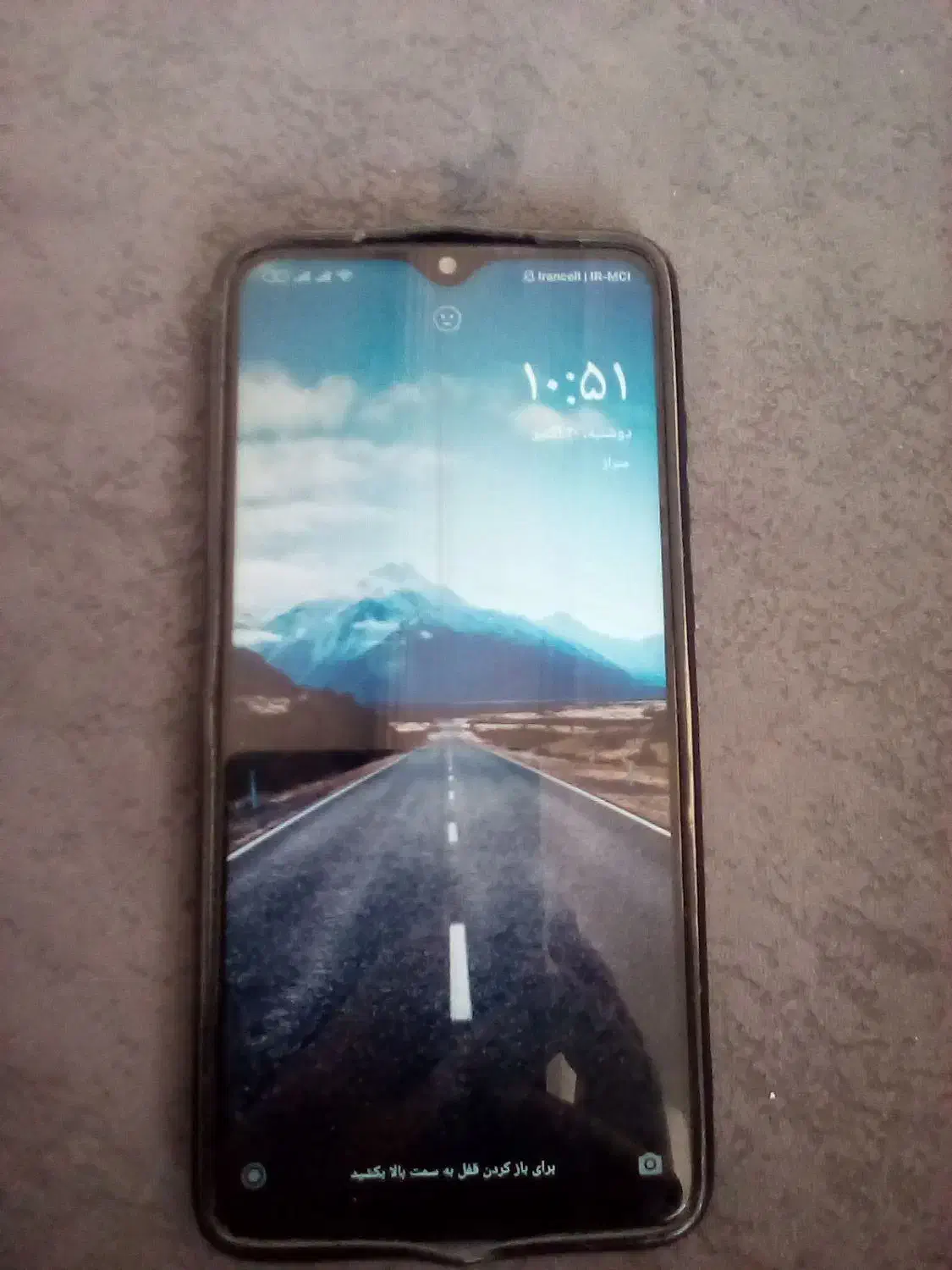 دو عدد گوشی و یک عدد تلویزیون|موبایل|قم, شهرک فاطمیه|دیوار