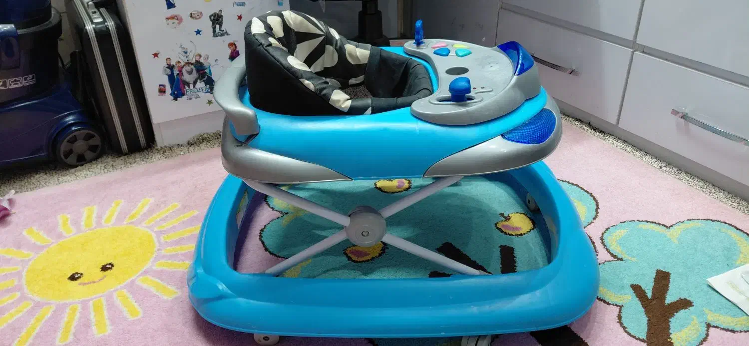 روروک|اسباب‌بازی بچه|خرمشهر, |دیوار