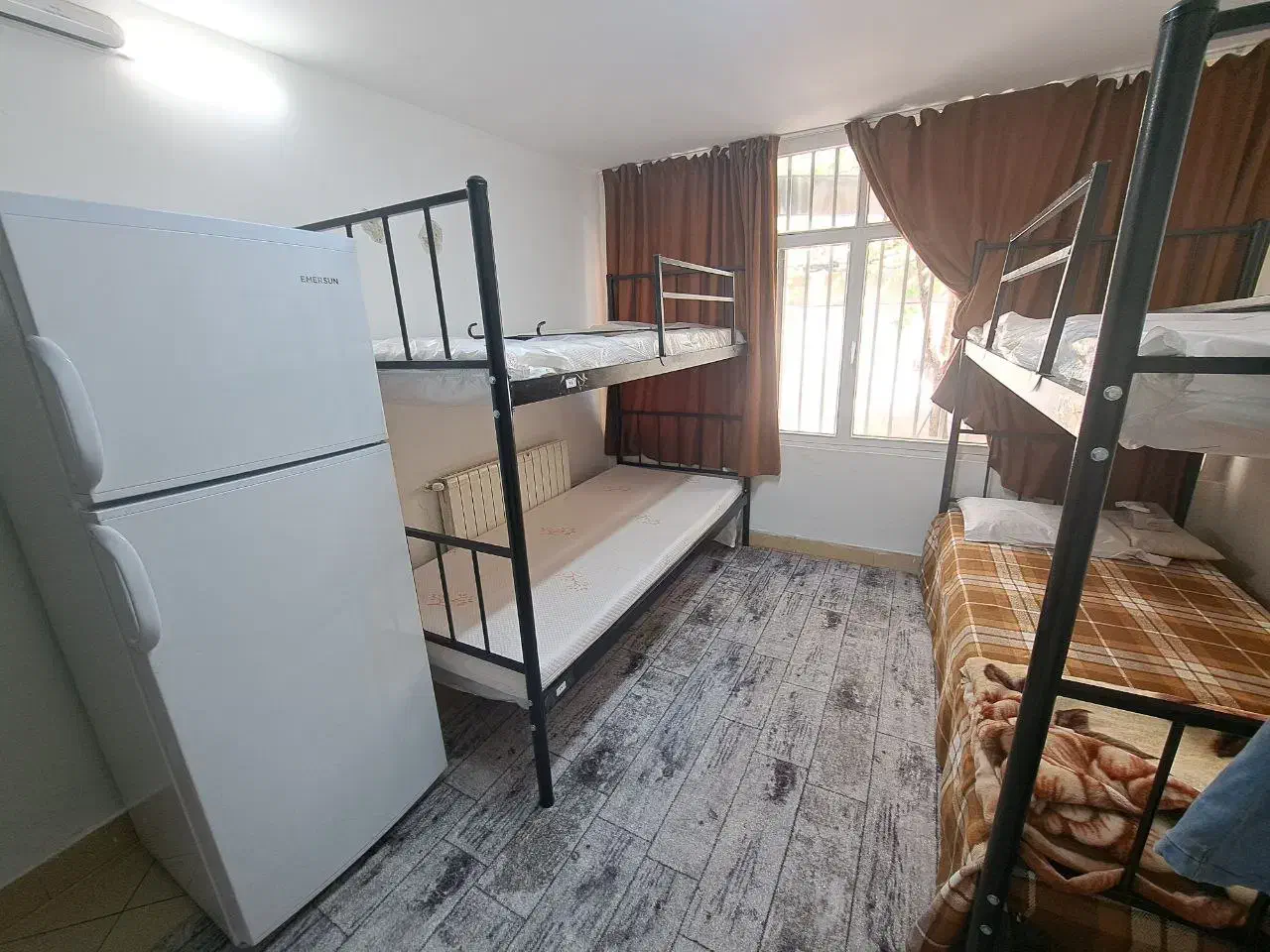 خوابگاه دخترانه ی بهدخت|اجارهٔ کوتاهمدت آپارتمان و سوئیت|تهران, مهران (سیدخندان)|دیوار