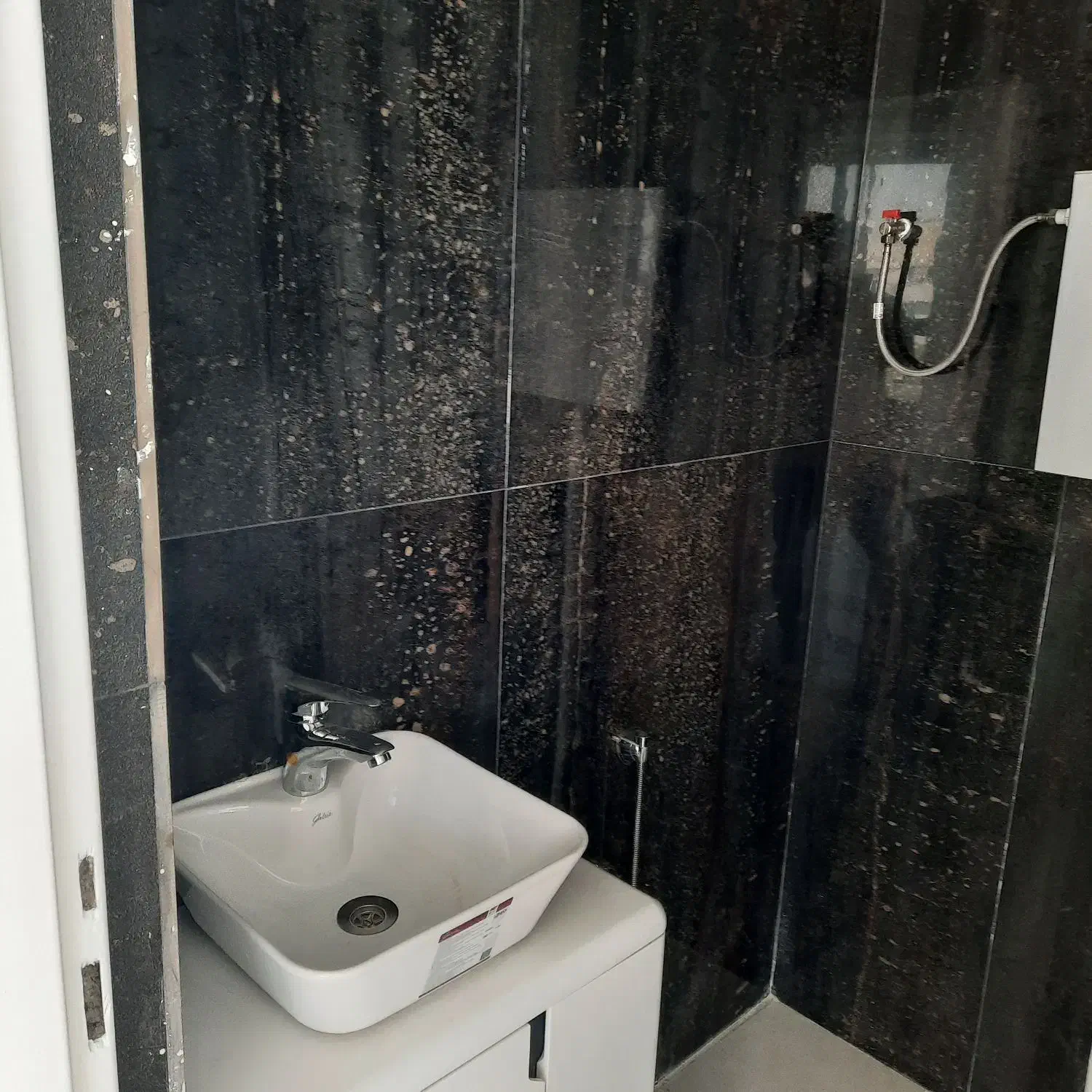 شریعتی مقابل ملک ۸۵متر نوساز فول امکانات