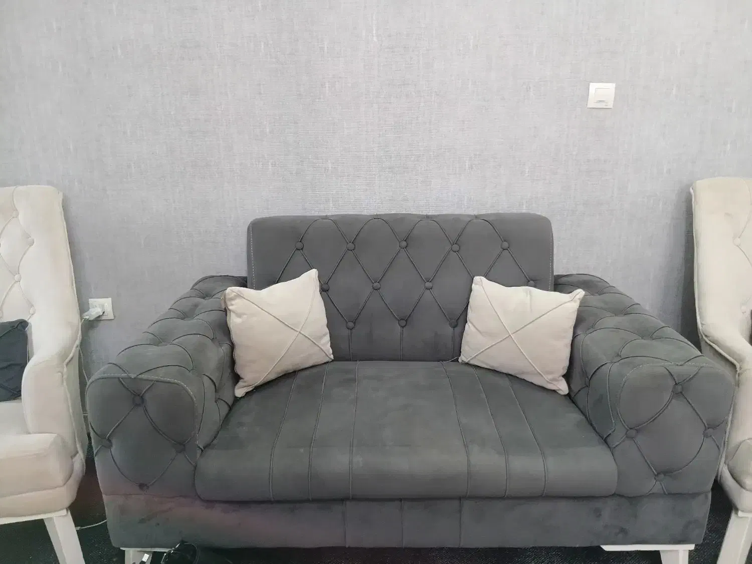 مبل نیو کلاسیک چستر ۷ نفره|مبلمان خانگی و میز عسلی|قم, پردیسان|دیوار