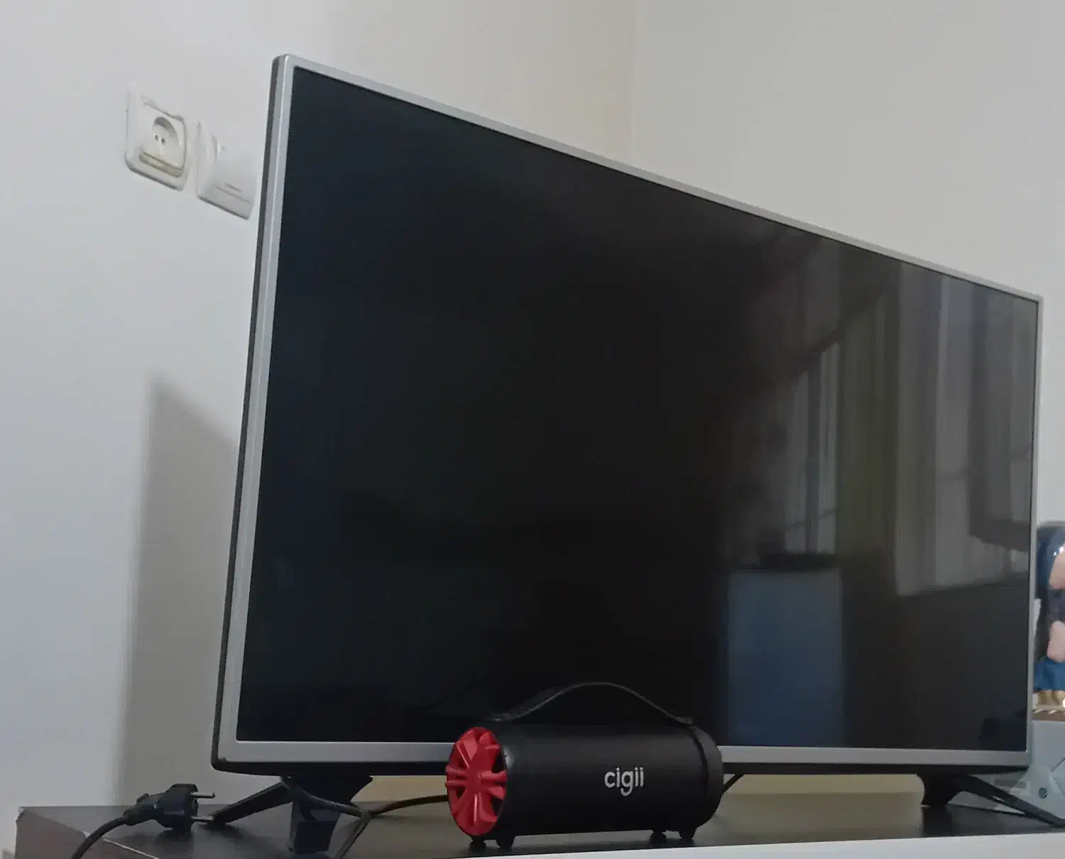 تلوزیون LG43اینچ|تلویزیون و پروژکتور|کرج, حصار|دیوار