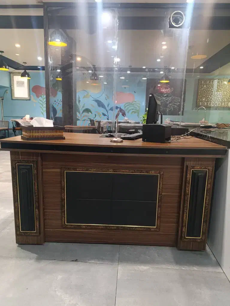 میز اداری مخصوص مدیر عامل|مبلمان اداری|تهران, میدان ولیعصر|دیوار