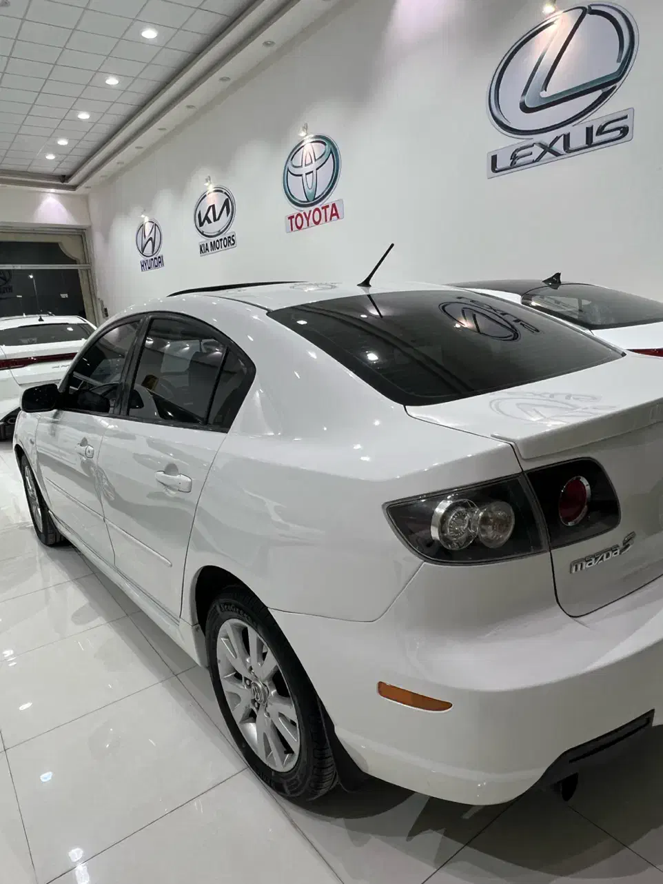 مزدا ۳ تیپ ۳ فول در حد سفید مدل ۱۳۸۸|خودرو سواری و وانت|کرمان, |دیوار