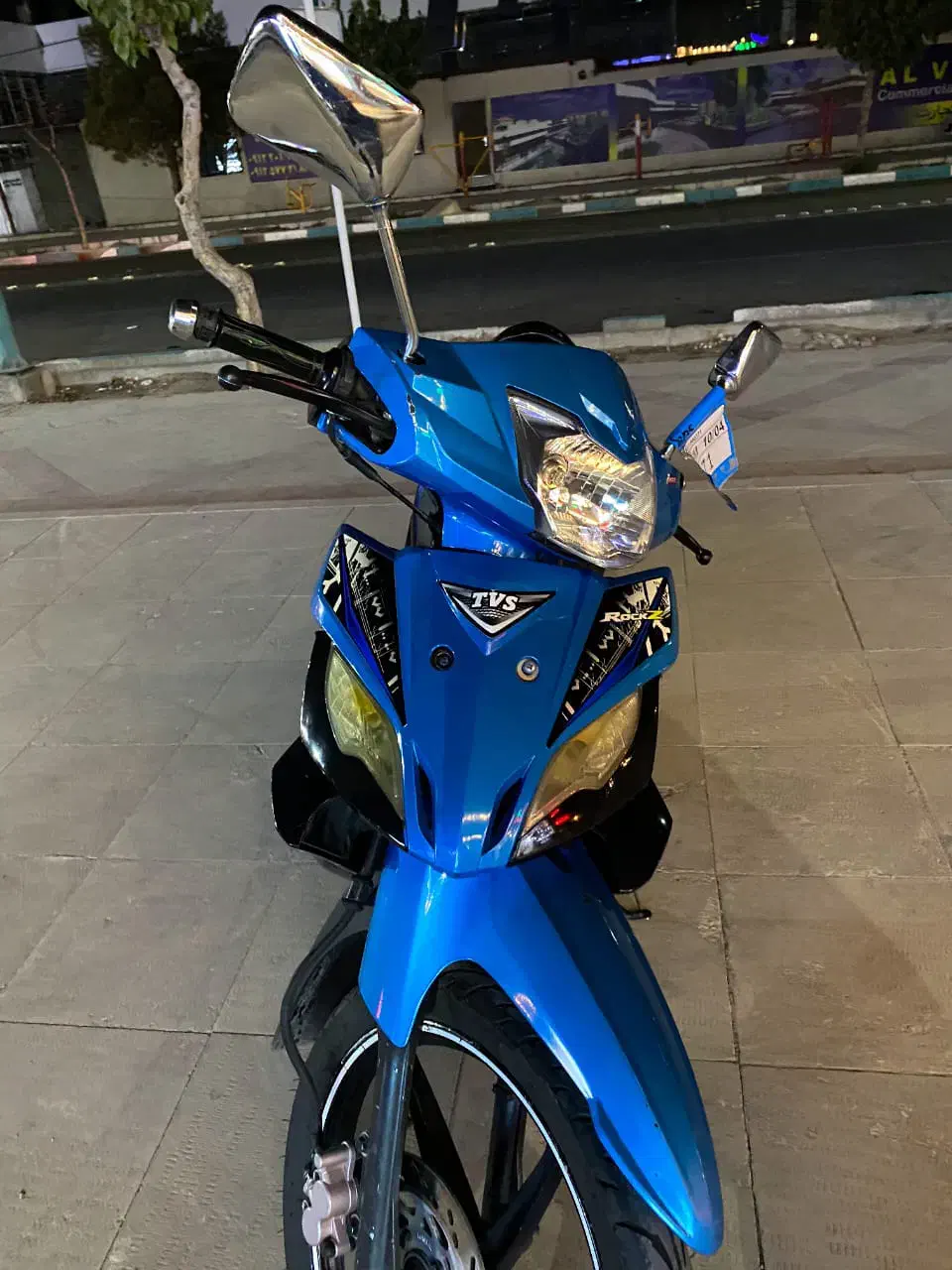 راکز مدل۹۵|موتورسیکلت|اندیشه, اندیشه فاز ۱|دیوار