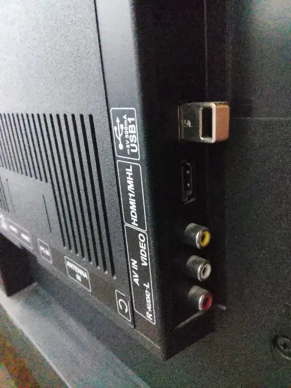 تلوزیون در حد نو. معاوضه با سیستم ماشین|تلویزیون و پروژکتور|اراک, |دیوار