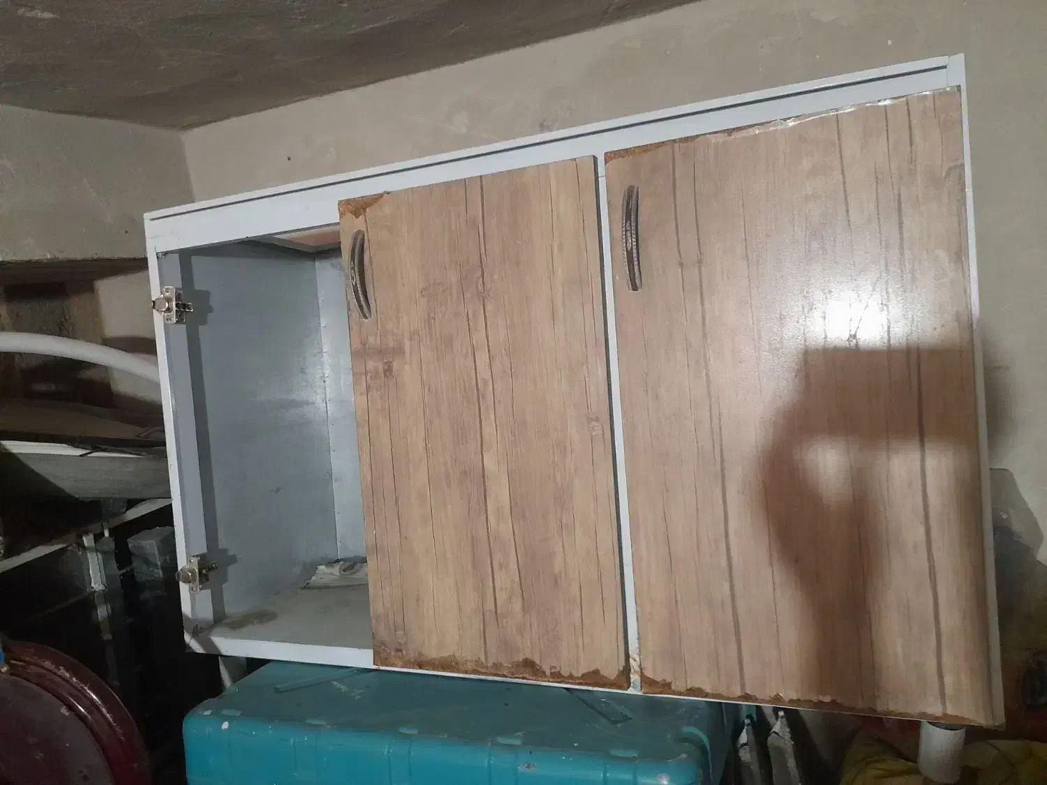 قفسه مرغ فروشی|آب‌چکان و نظم‌دهنده ظروف|ایوان, |دیوار