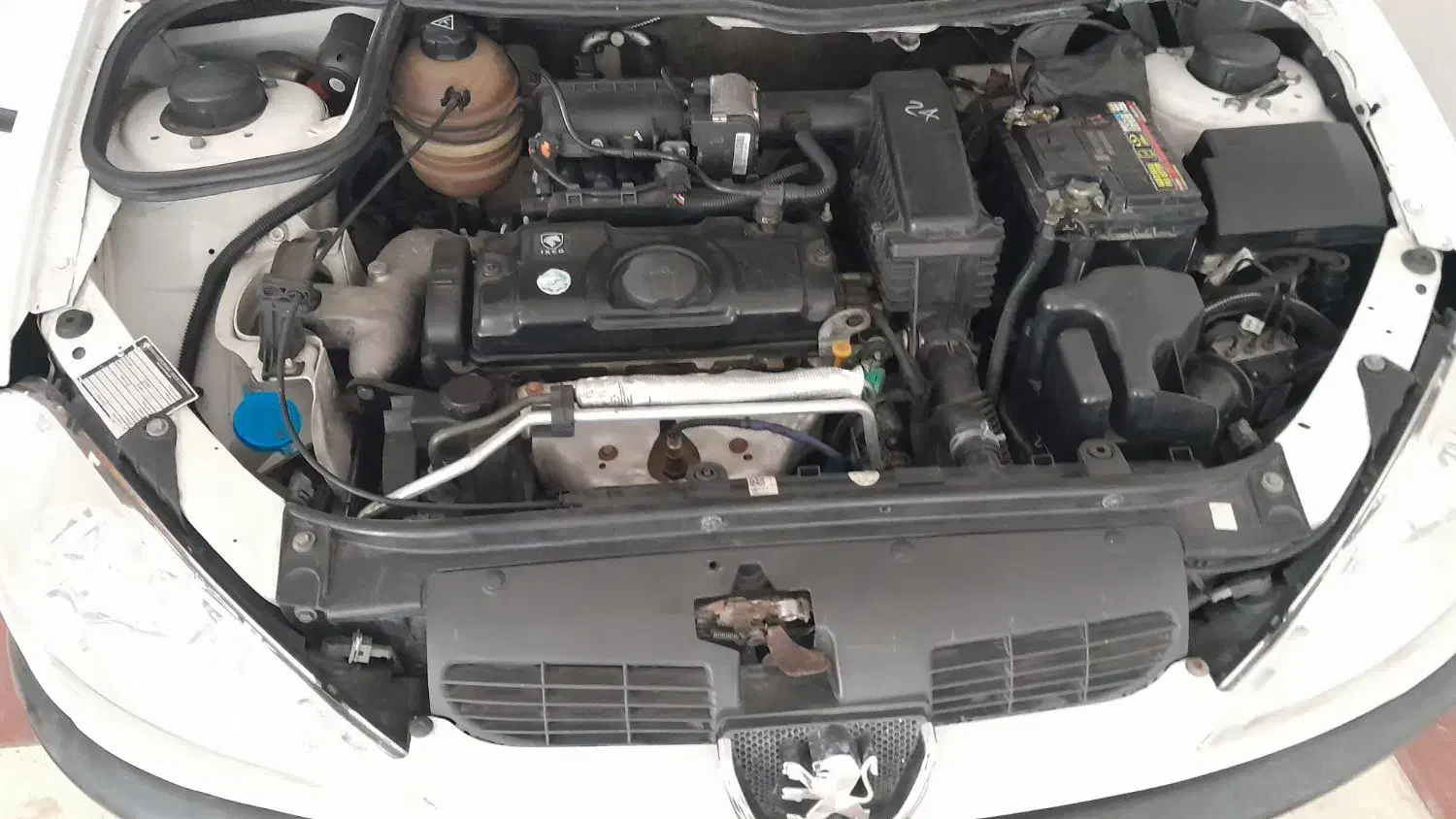 ۲۰۶ تیپ دو مدل ۹۸|خودرو سواری و وانت|رشت, شهرک آیت الله منتظری|دیوار