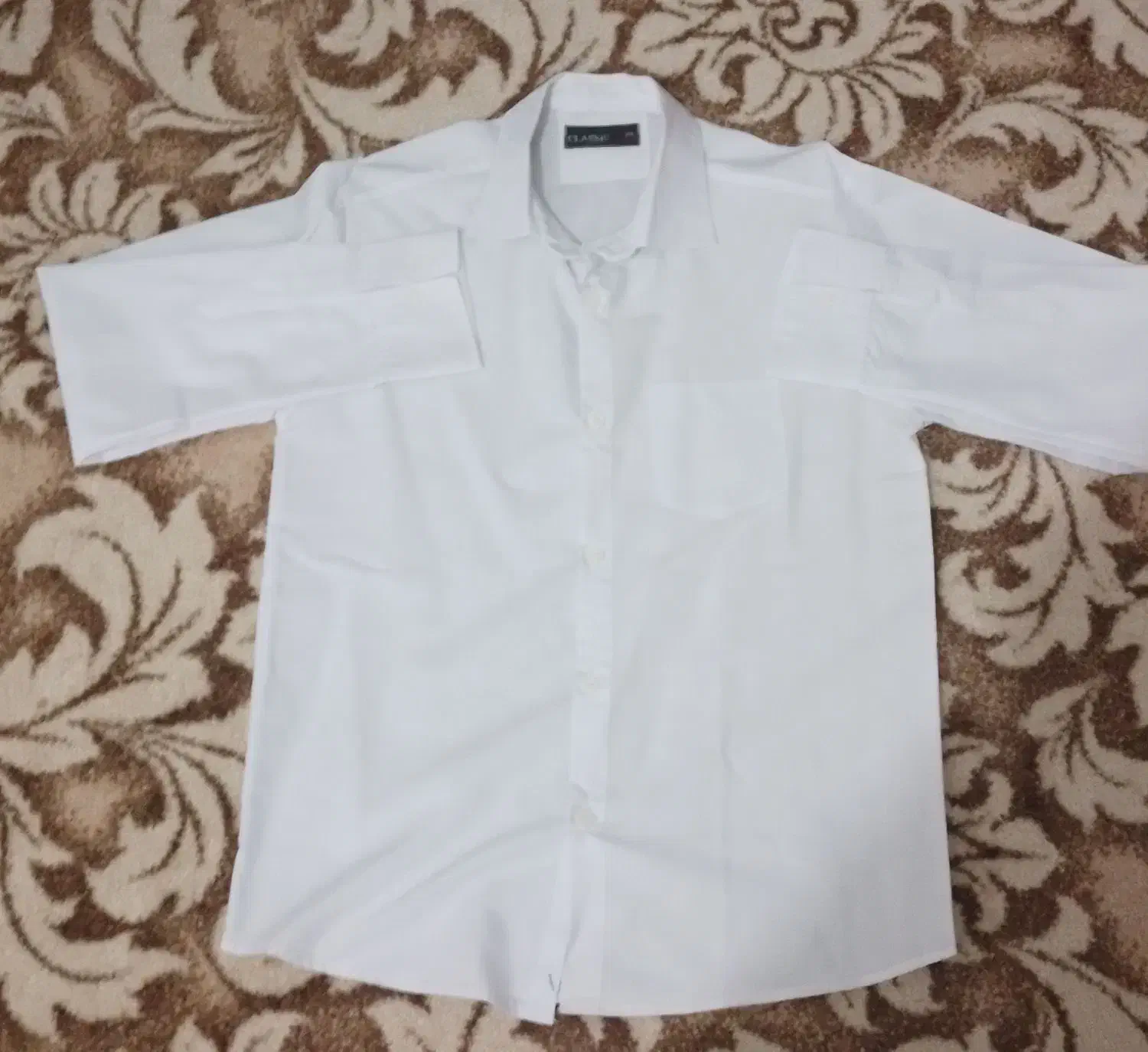 پیراهن|لباس|بافق, |دیوار