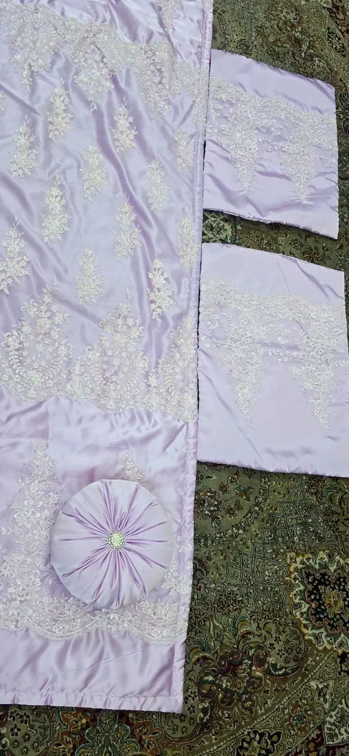 حراج روتختی ۴ تیکه رنگ یاسی نو نو|سرویس روتختی|یزد, |دیوار