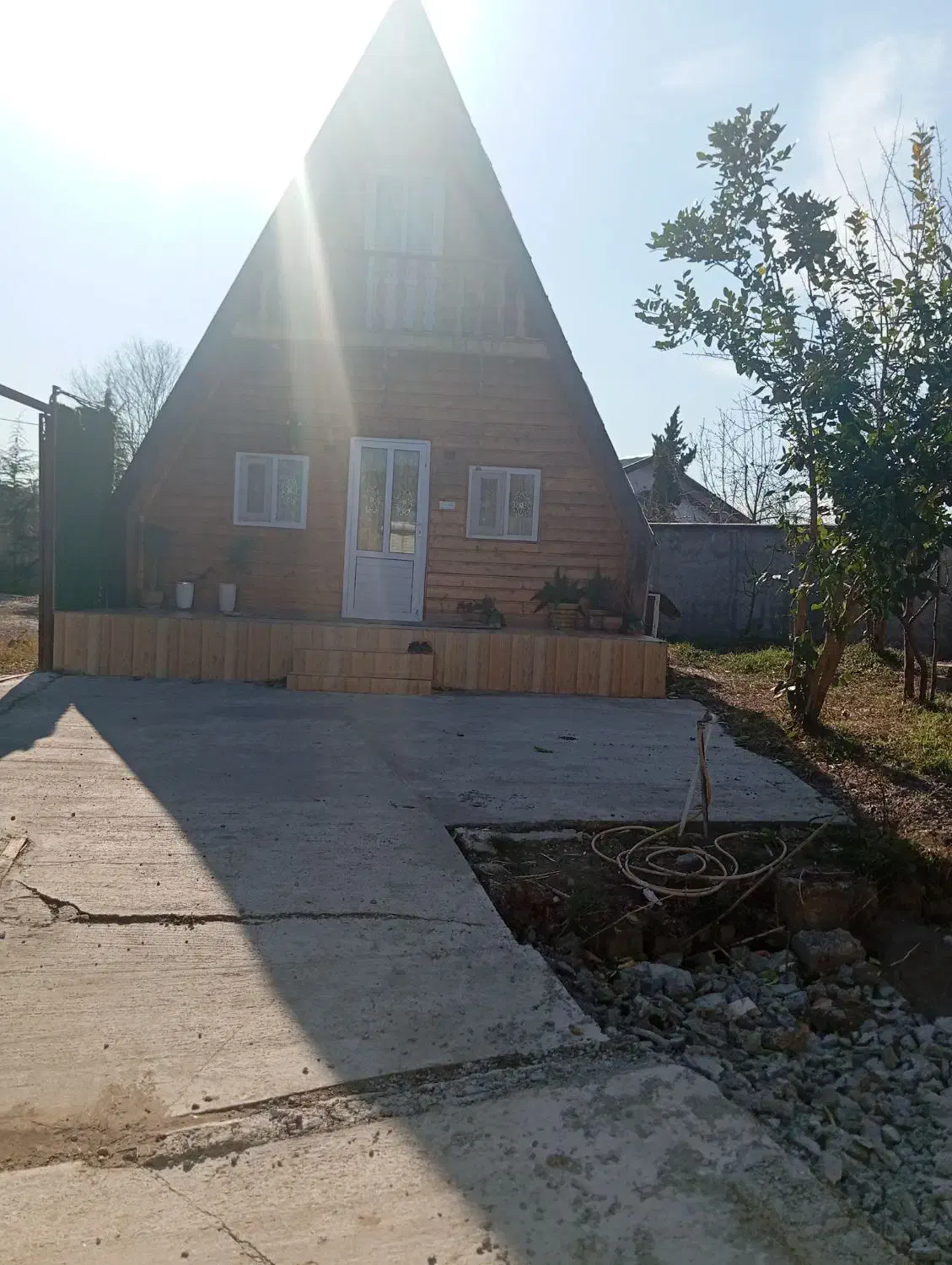 اجاره روزانه کلبه سوییسی در سنگر شاقاجی|اجارهٔ کوتاهمدت ویلا و باغ|سنگر, |دیوار