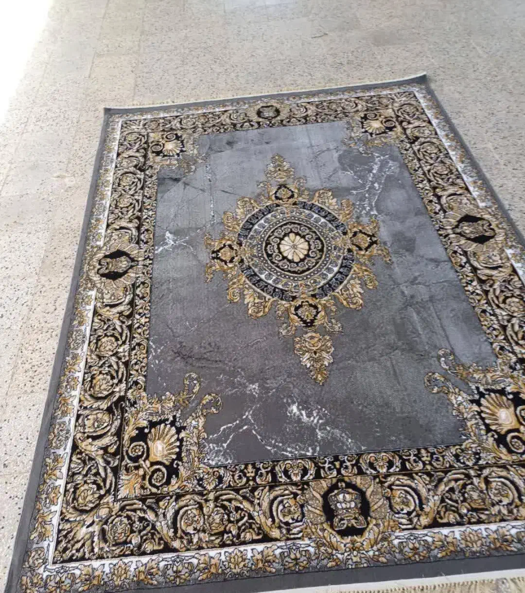 فرش دوازده متری سینا|فرش|تهران, مولوی|دیوار