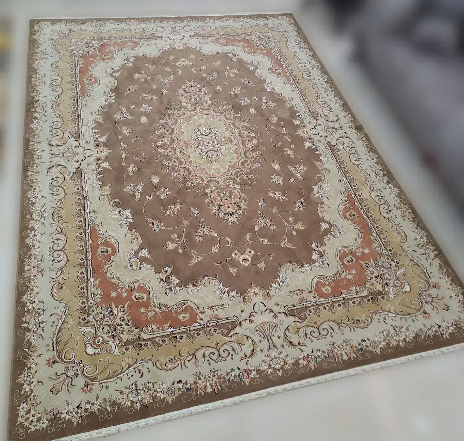 فرش کرمی ۹ متری|فرش|ارومیه, |دیوار