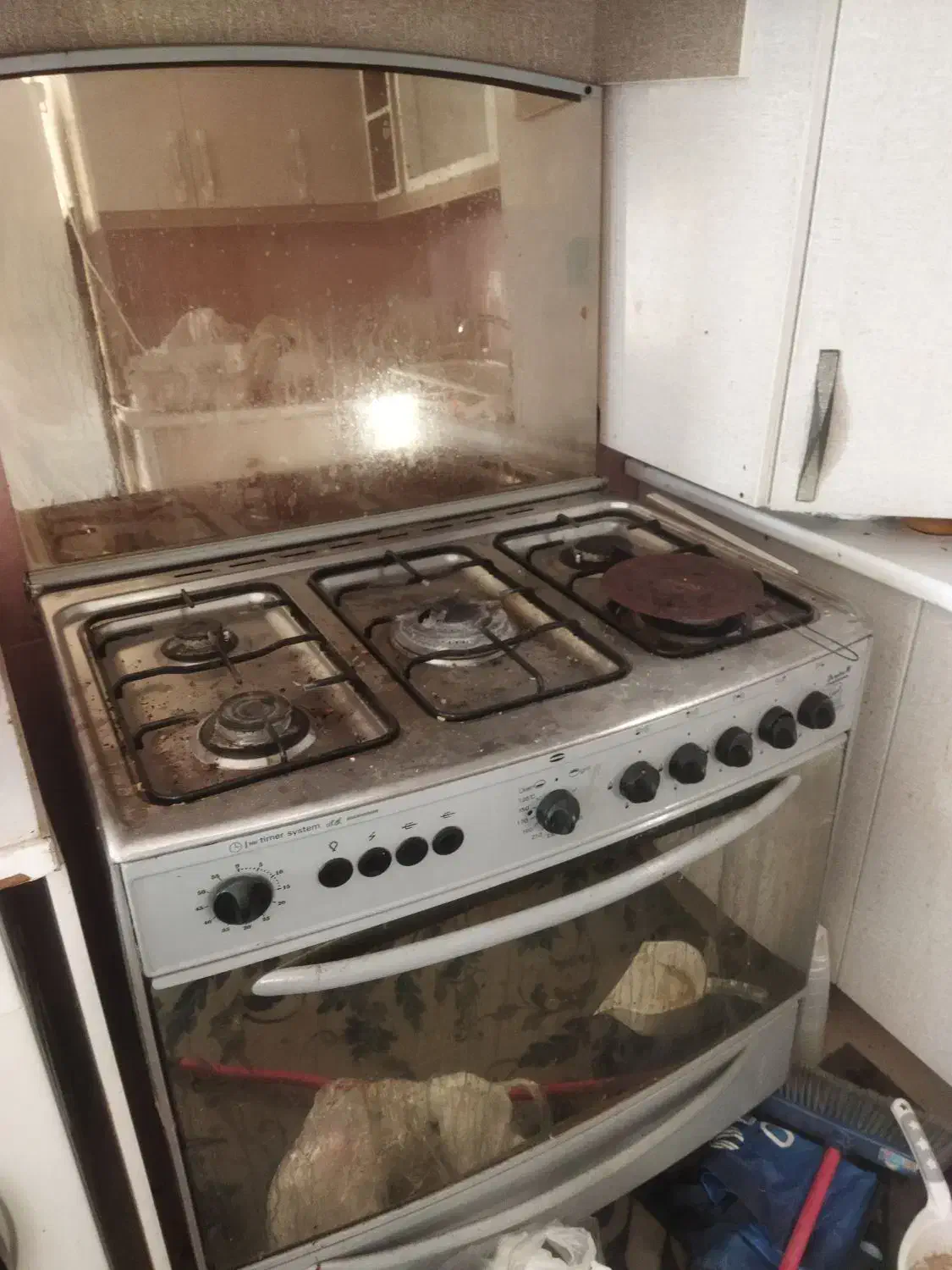 گاز فردار مبل تختخواب شو میز تحریر درآور کمد|تخت و سرویس خواب|هشتگرد, شهرک آفتاب|دیوار