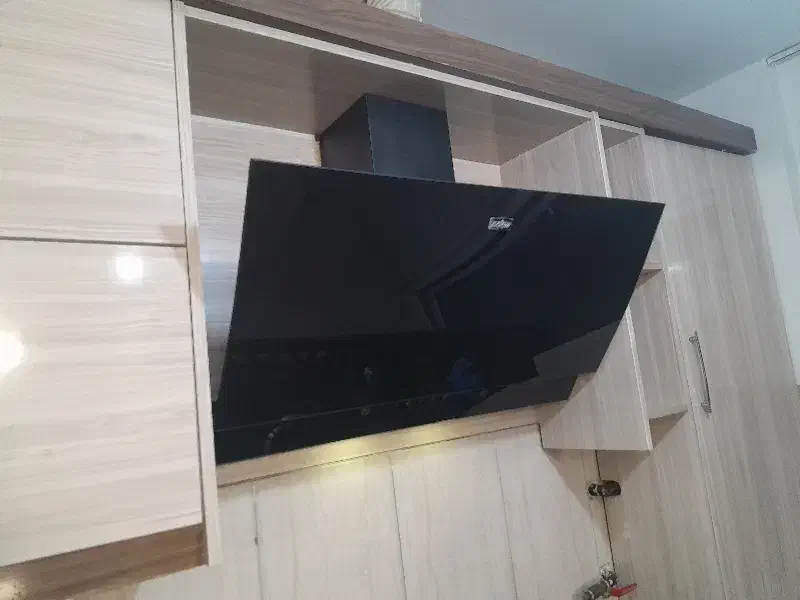 هود|هود|گلبهار, شهر جدید گلبهار|دیوار