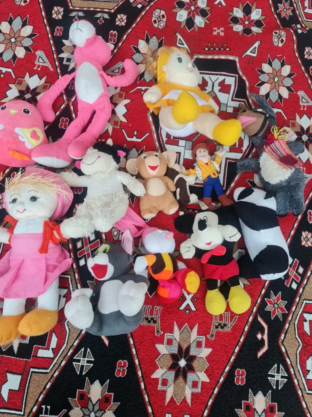 عروسک|اسباببازی بچه|اهر, |دیوار