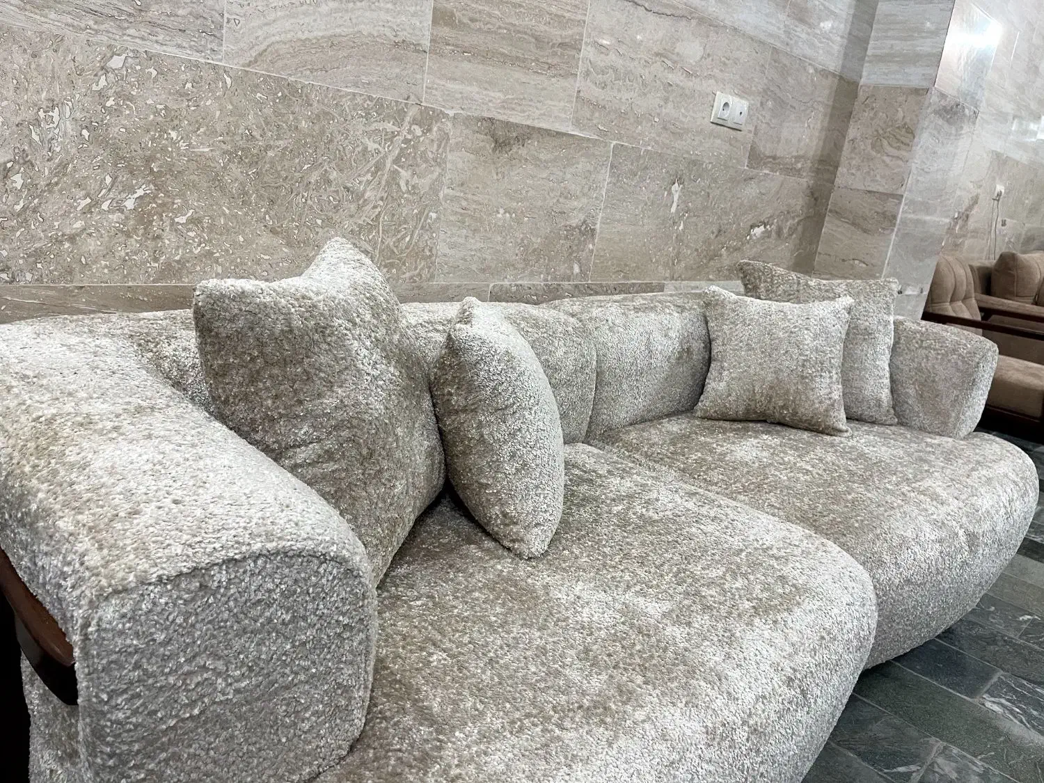 مبل راحتی/درجه کیفیتA|مبلمان خانگی و میز عسلی|تفرش, |دیوار