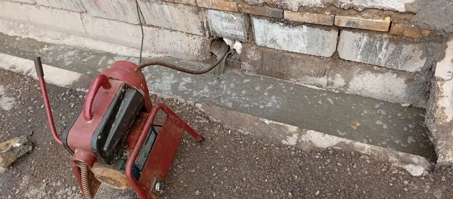 لوله بازکنی و فنر زنی و تخلیه چاه تضمینی تجهیز|خدمات پیشه و مهارت|اندیمشک, |دیوار