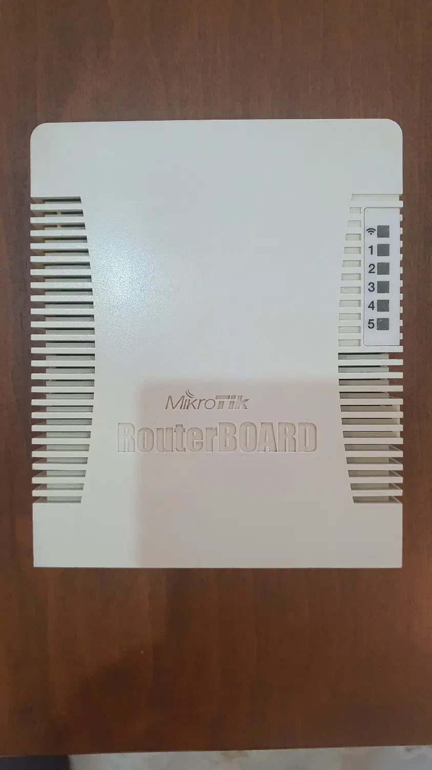 روتر میکروتیک RB951Ui-2HnD|مودم و تجهیزات شبکه|تهران, المهدی|دیوار