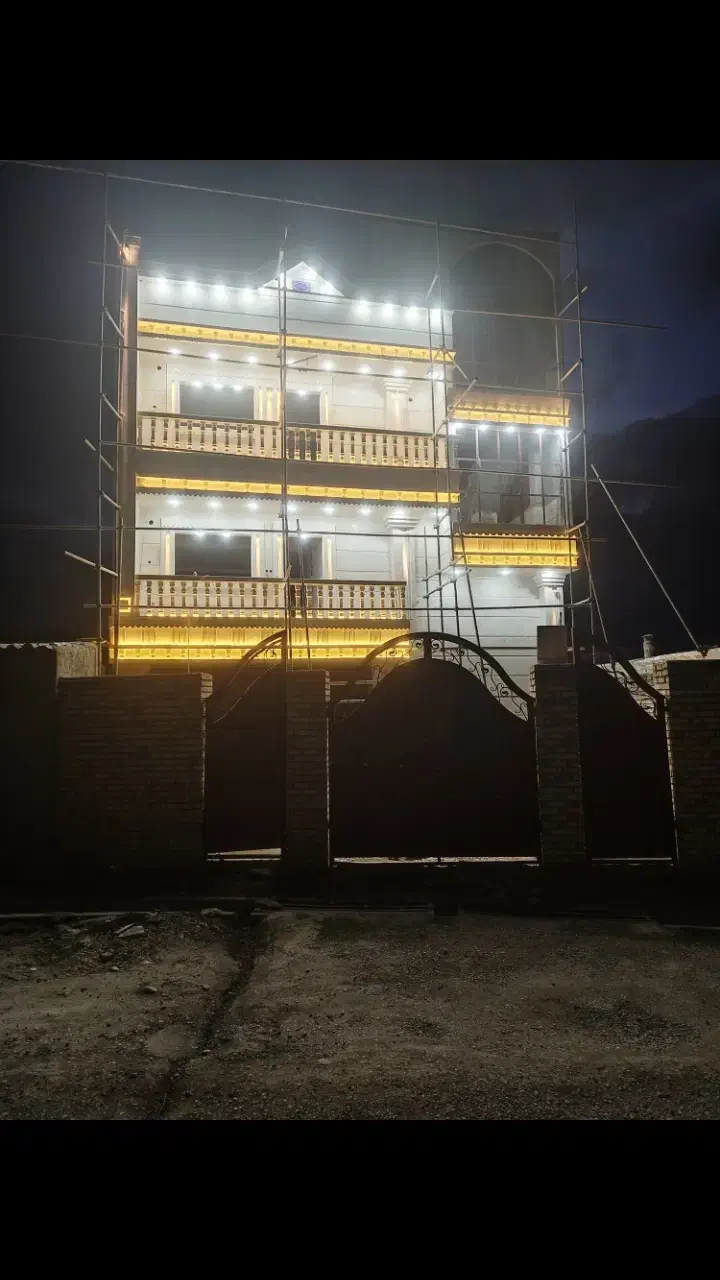 سنگ کاری وکاشی و سرامیک کاری و غیره پذیرفته میشود|خدمات پیشه و مهارت|گالیکش, |دیوار