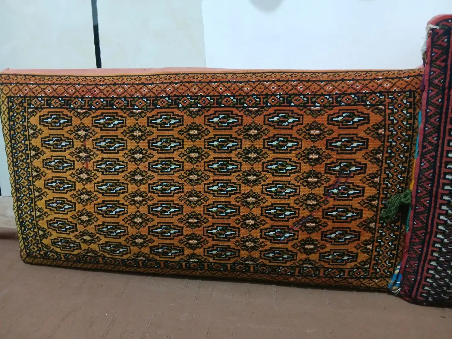 پشتی|پشتی|گنبد کاووس, |دیوار