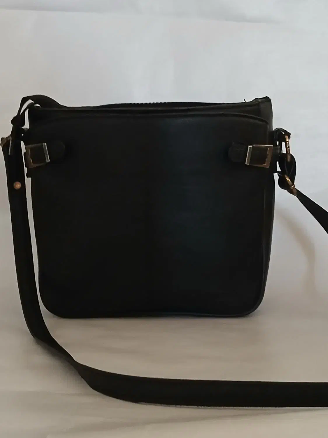 تعدادی کیف و کمربند|کیف، کفش، کمربند|کرمانشاه, |دیوار