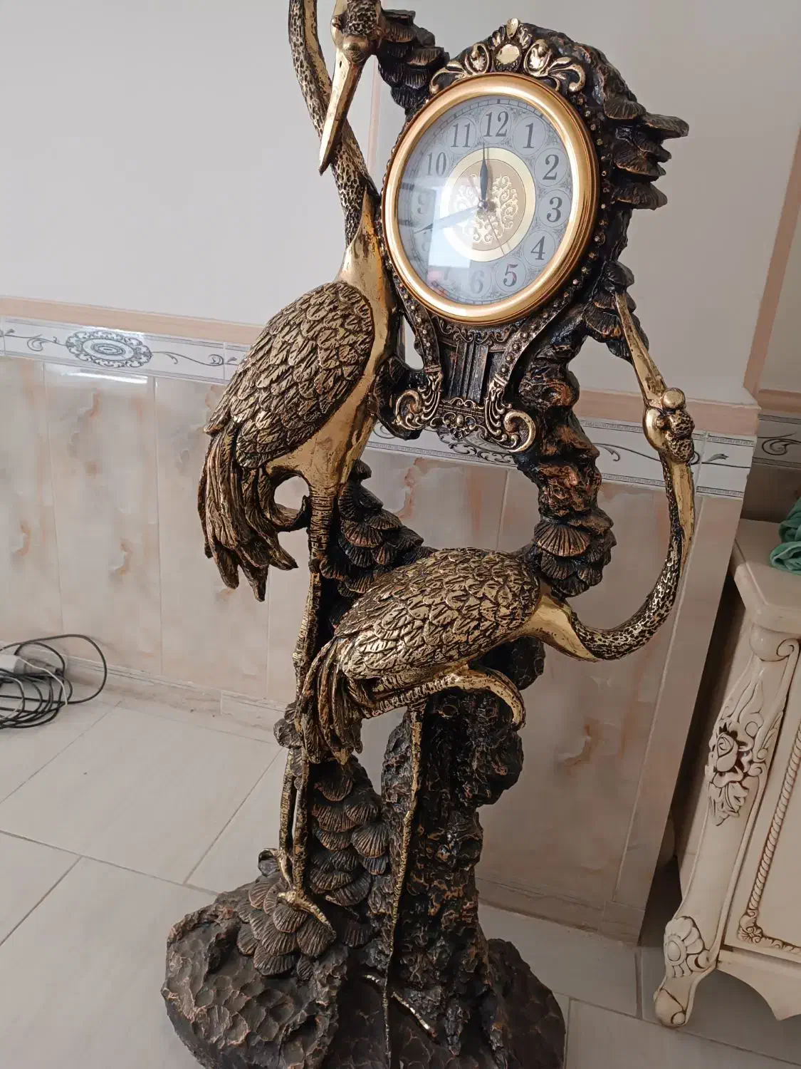 ساعت پایه دار|ساعت دیواری و تزئینی|قدس, شهرقدس|دیوار