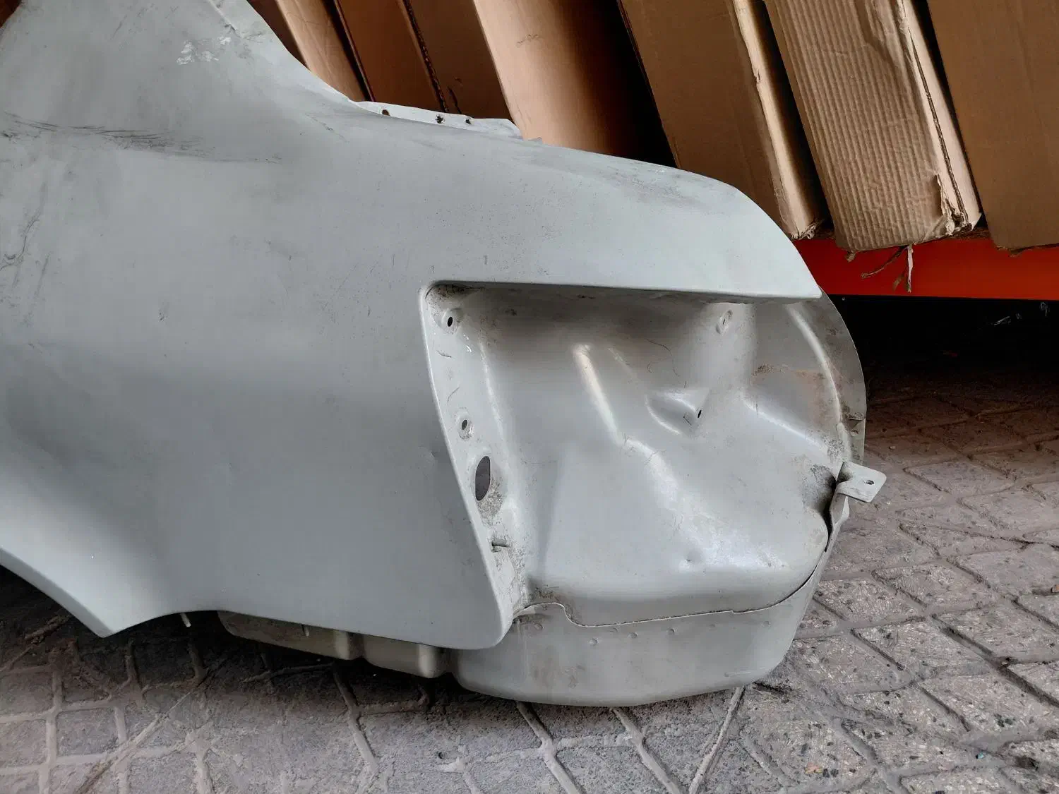 گلگیر عقب چپ رنا با دوبل جا چراغی|قطعات یدکی و لوازم جانبی|تهران, چیتگر شمالی|دیوار