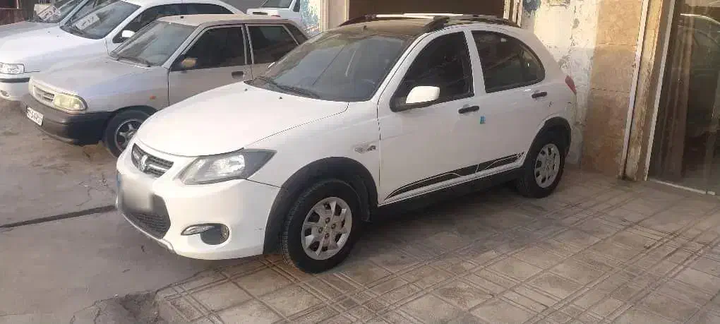 کوئیک r 402 سفید مشکی تمام فابریک|خودرو سواری و وانت|شیراز, شهرک ترکان|دیوار