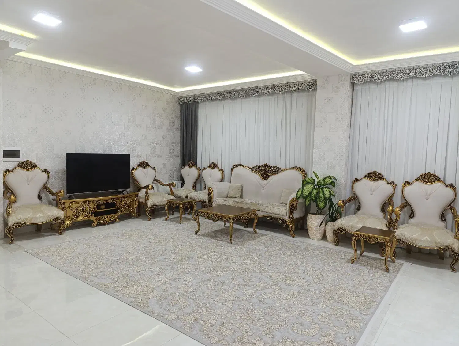 فروشی|مبلمان خانگی و میز عسلی|ایلام, |دیوار