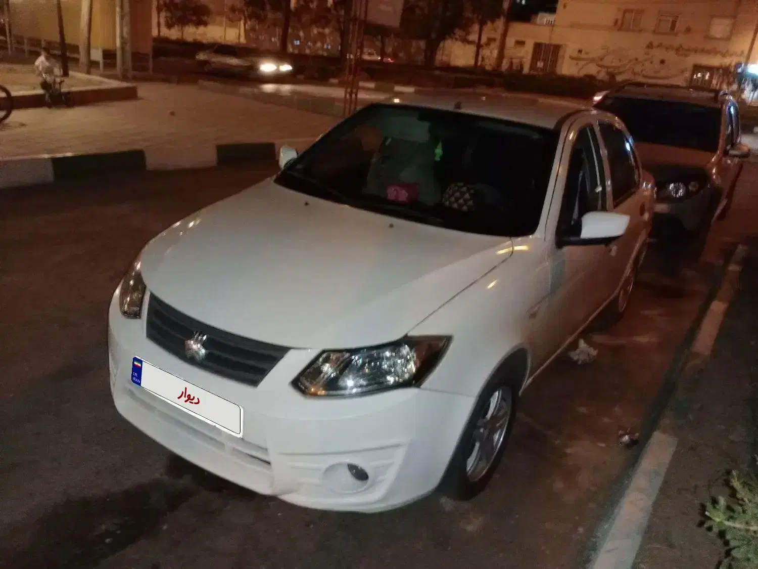 فروش ساینا مدل 1400|خودرو سواری و وانت|اراک, |دیوار