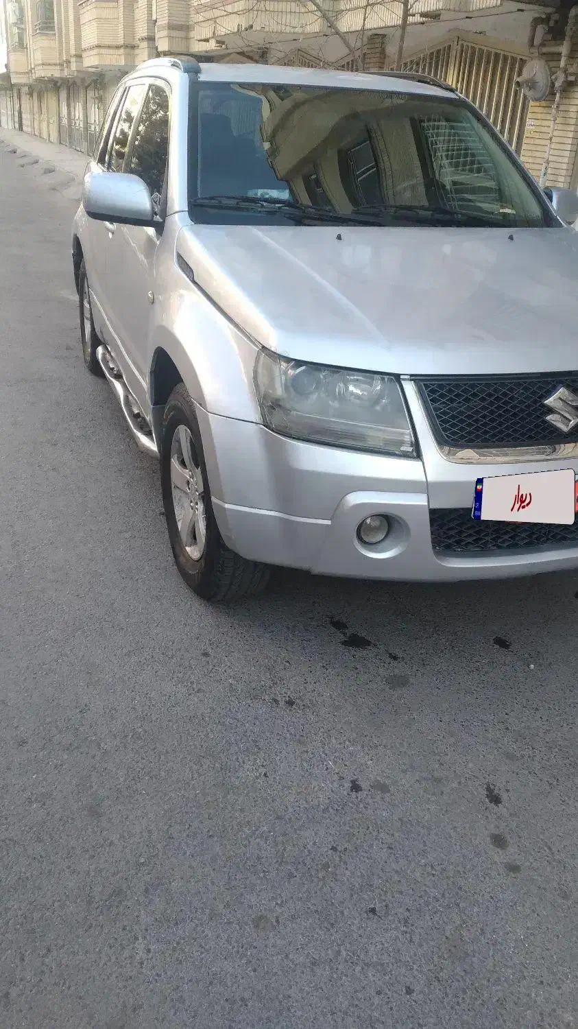 سوزوکی گرند ویتارا ۲۰۰۹ اتوماتیک نقره ای|خودرو سواری و وانت|مشهد, شریف|دیوار