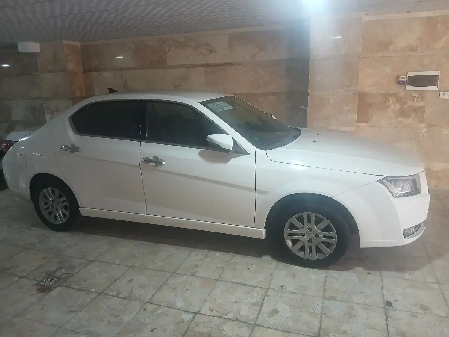 فروش دنا پلاس دنده ای|خودرو سواری و وانت|رشت, کوی بیانی|دیوار