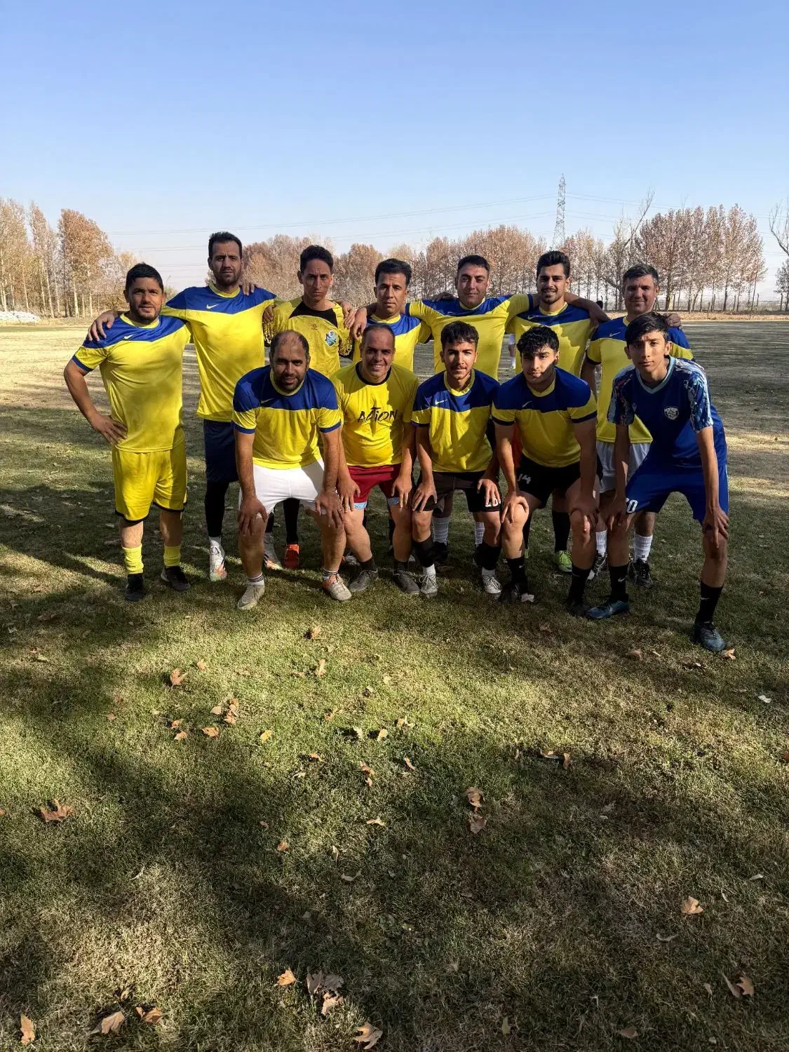 بازیکن فوتسال نیاز داریم چندتا|فعالیت داوطلبانه|اقبالیه, |دیوار