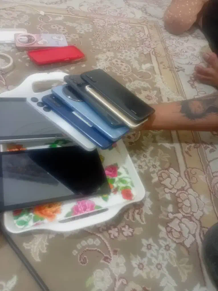 انواع گوشی سامسونگ واپل پوکو درحد وکارکرده|موبایل|ساوه, |دیوار