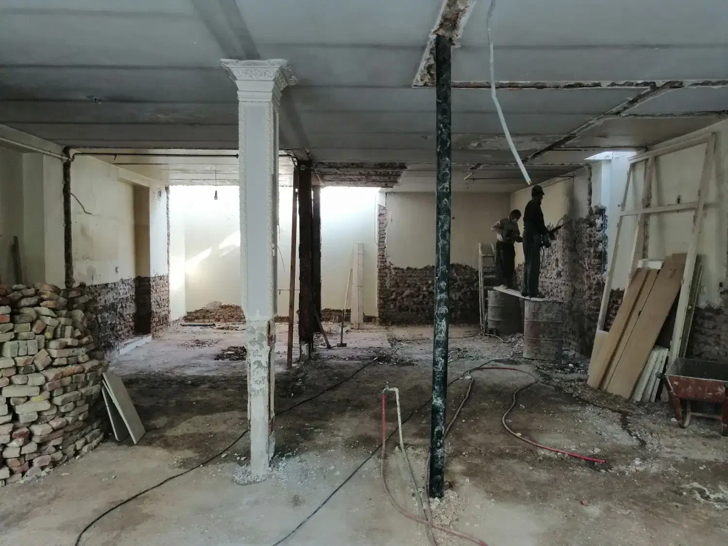 پیمانکاری بازسازی و تعمیرات ساختمان و ساخت ویلا|خدمات پیشه و مهارت|تبریز, |دیوار