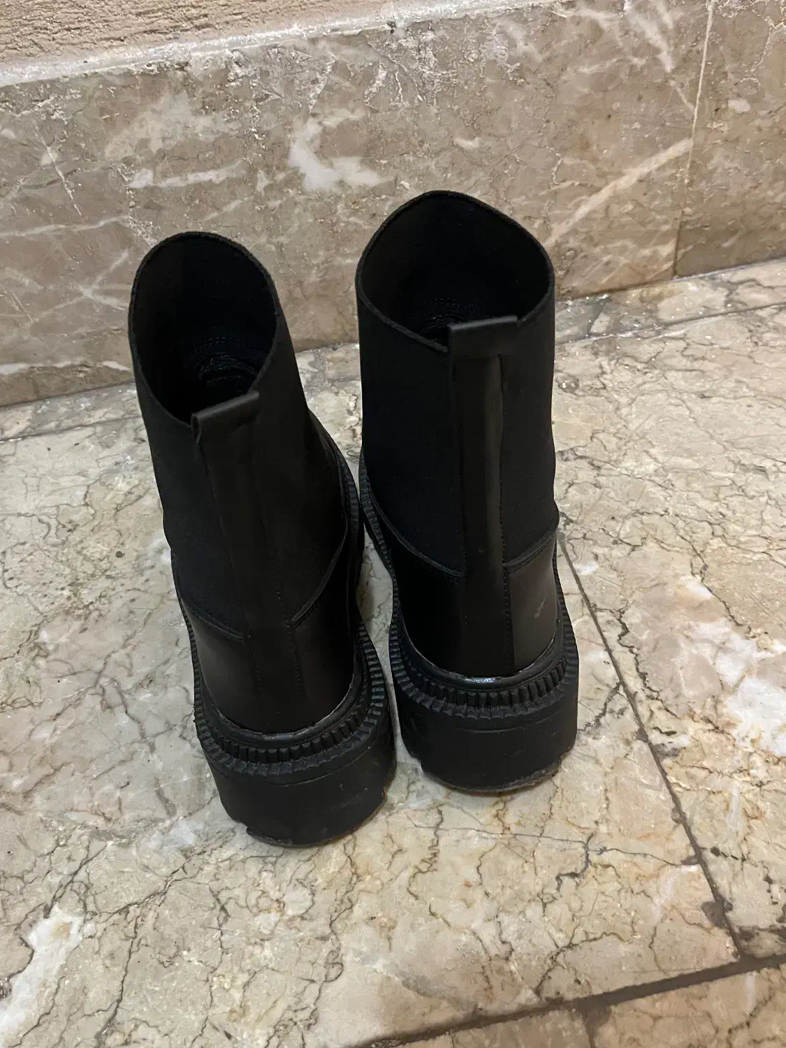 فروش فوری|کیف، کفش، کمربند|رشت, دیانتی|دیوار