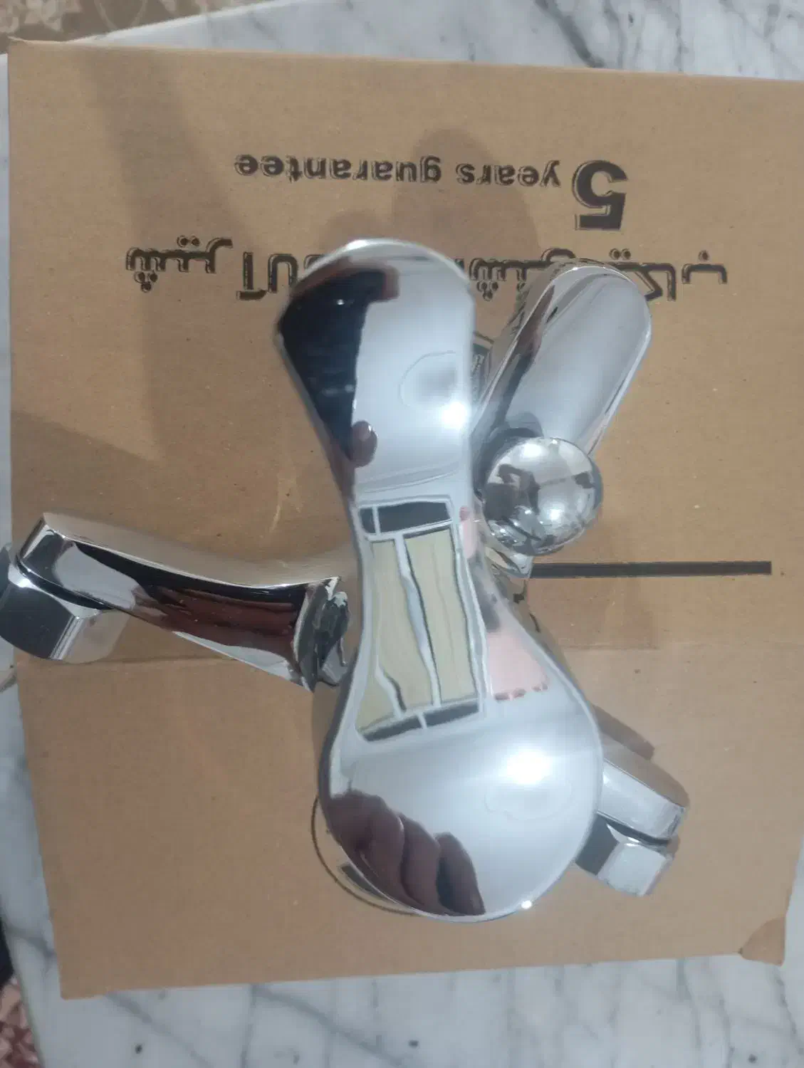 شیر اهرمی  حمام نو با کارتون|لوازم سرویس بهداشتی|شاهین‌شهر, شهرک گلدیس|دیوار