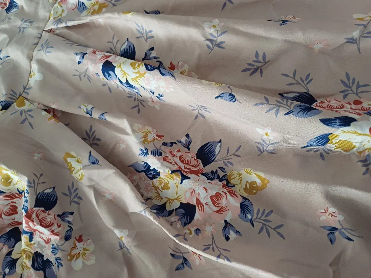 ۴ عدد سارافون دخترانه نو|لباس|کرج, کمالشهر|دیوار