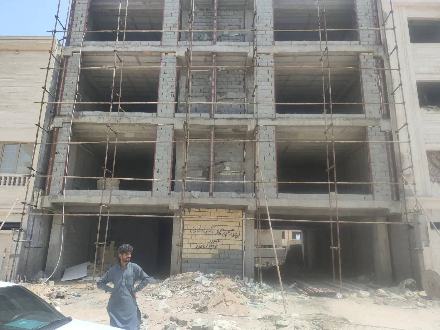 طراحی واجرای جوشکاری نما اجرای والپست|خدمات پیشه و مهارت|قشم, |دیوار