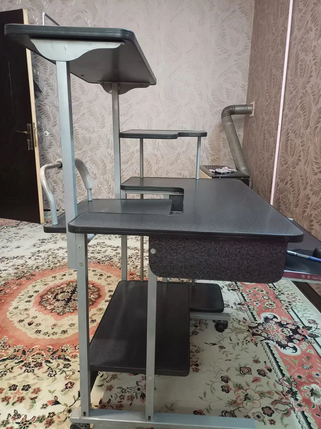 میزکامپیوتر|میز تحریر و کامپیوتر|نیشابور, هفده شهریور|دیوار