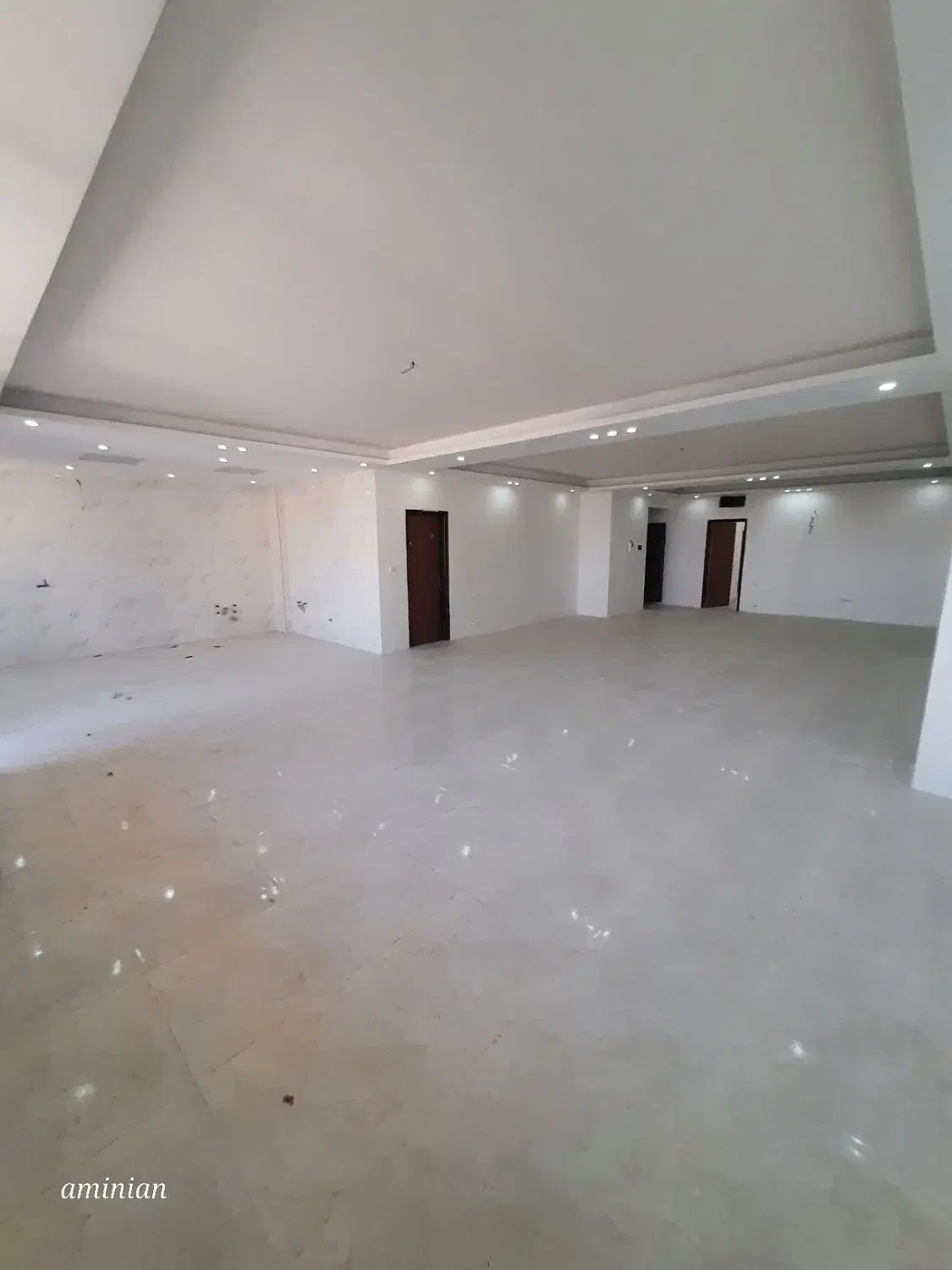 لوکس ترین/تک واحد/ویو بی نظیر/طلاییه ۱۵۰متر|فروش آپارتمان|قرچک, پارک جنگلی|دیوار