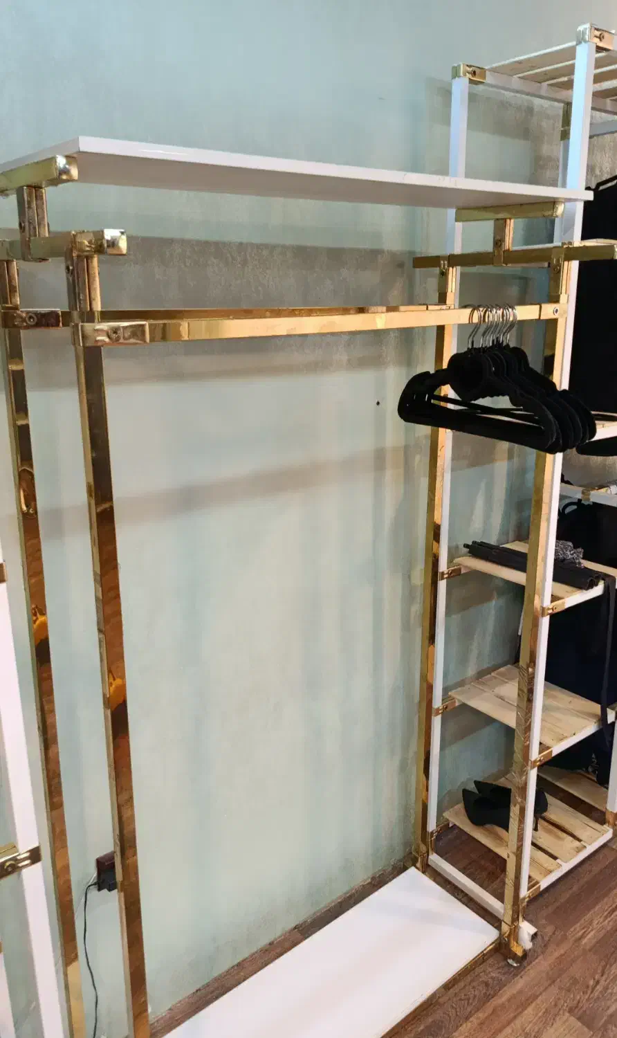 فروش رگال لباس|کتابخانه، شلف، قفسه‌های دیواری|تهران, صادقیه|دیوار