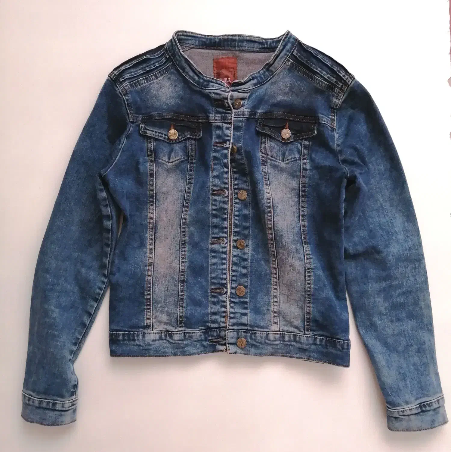 کت جین ( ترک )|لباس|رشت, انصاری|دیوار