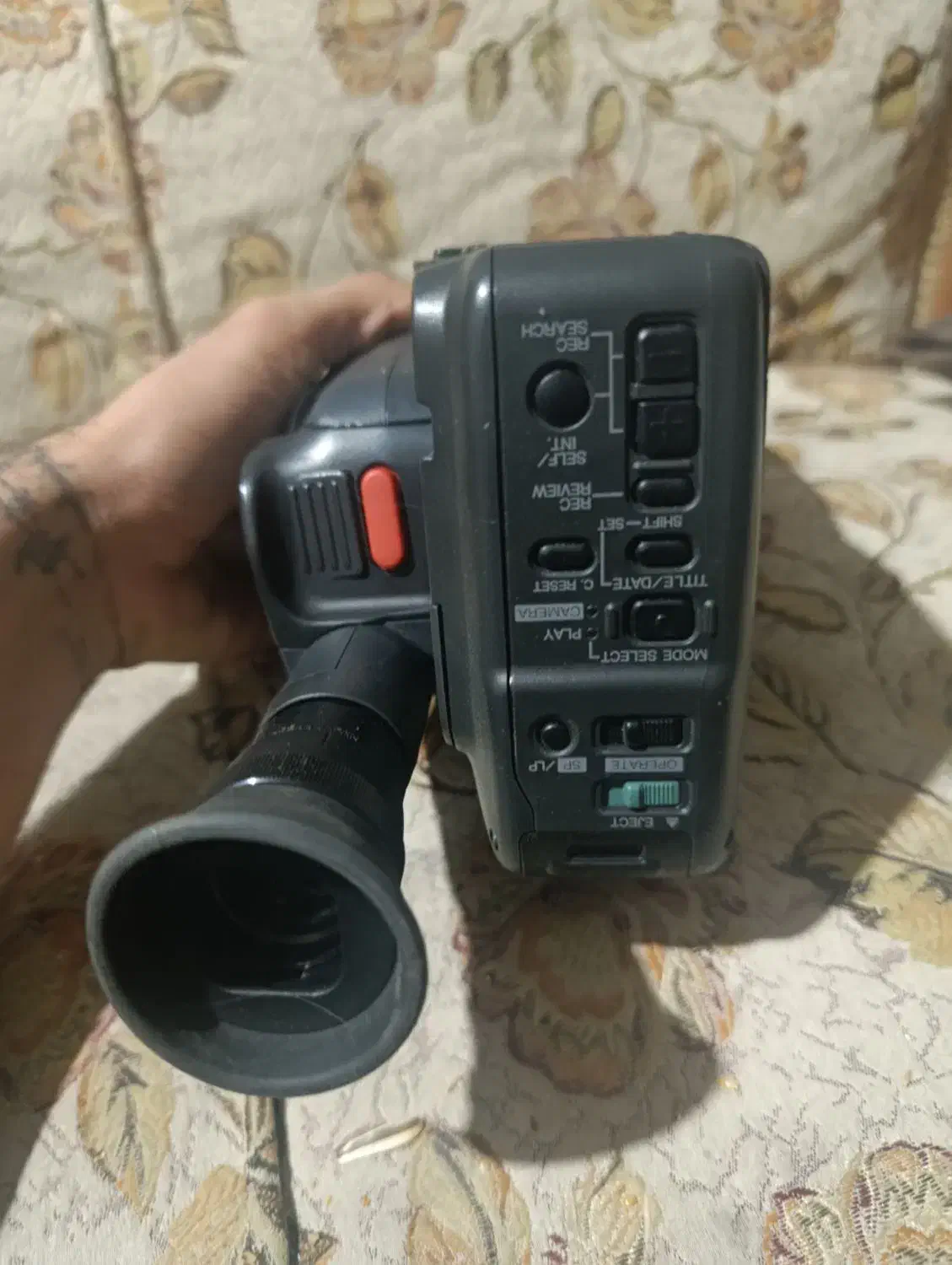 یک عدد دوربین قدیمی|دوربین عکاسی و فیلمبرداری|اسلامشهر, شهرک سعیدیه|دیوار