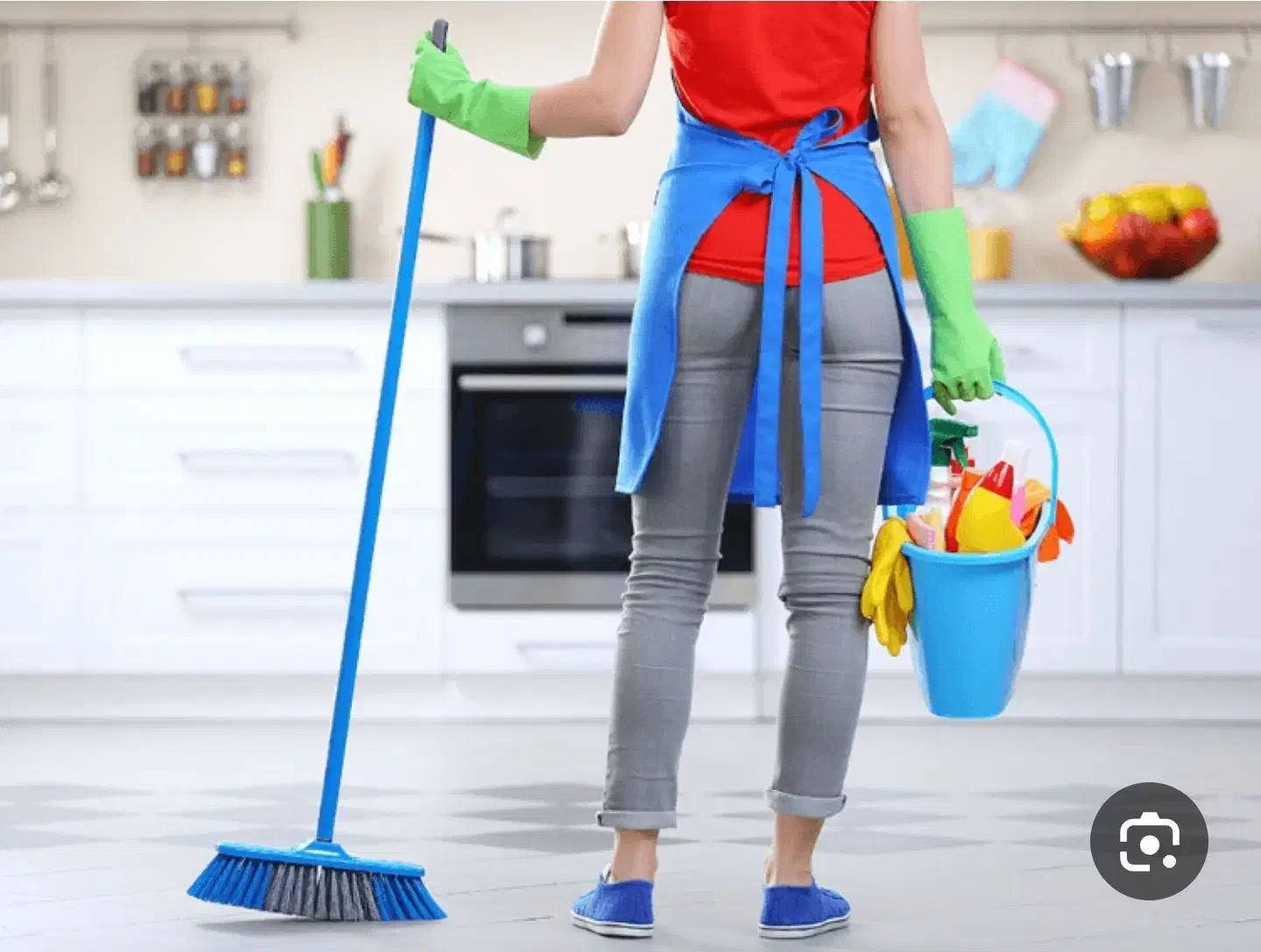 نیازمند یکنفر جهت نظافت منزل|استخدام سرایداری و نظافت|شیراز, ریشمک|دیوار