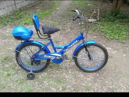 دوچرخه سایز بیست رنگ آبی حد نو|دوچرخه، اسکیت، اسکوتر|رشت, جانبازان|دیوار